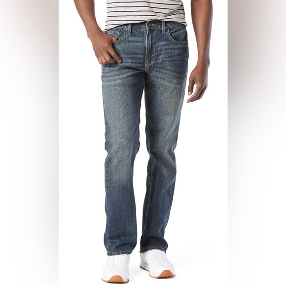 Signature by Levi Strauss Men's Relaxed Fit Jeans 38x32 - Picture 1 of 3